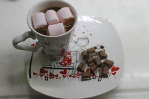 Sıcak çikolatada Chamallows tarifi