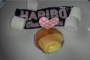 Havuçlu cevizli kek Chamallows şapkası tarifi